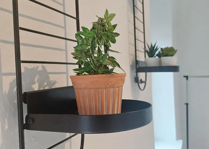2 Bedroom With Free Private Parking Apartmán