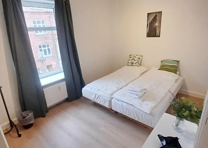 Apartmán 2 Bedroom With Free Private Parking Randers